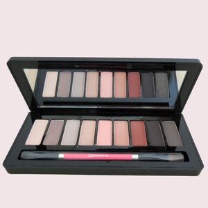 MAC Cosmetics Smokey Eye Palette from Nutcracker Suite Collection